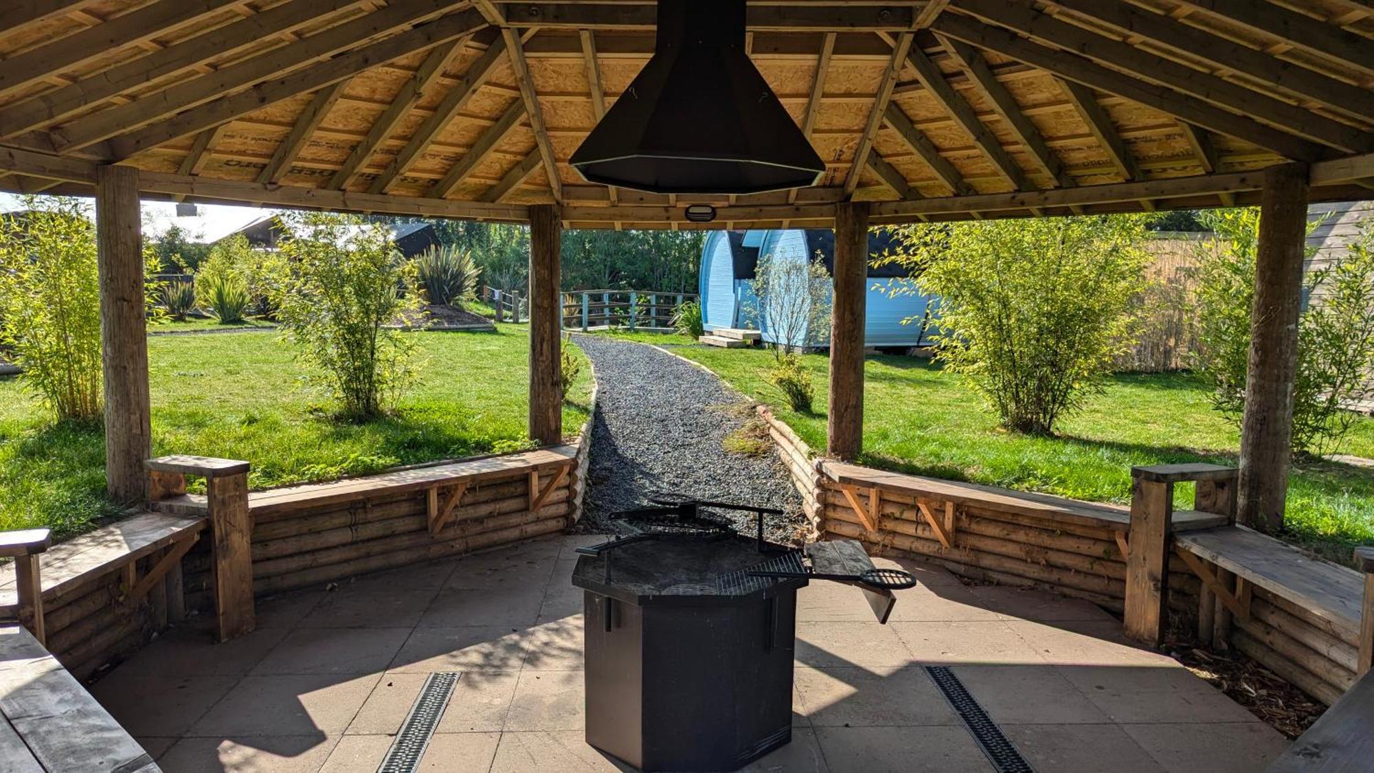 Sunset Retreats Safari Tent Ombersley Екстериор снимка